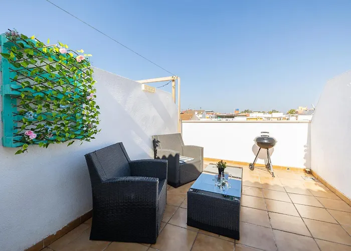 H2M Duplex Sancti Espiritu Sunny Terrace